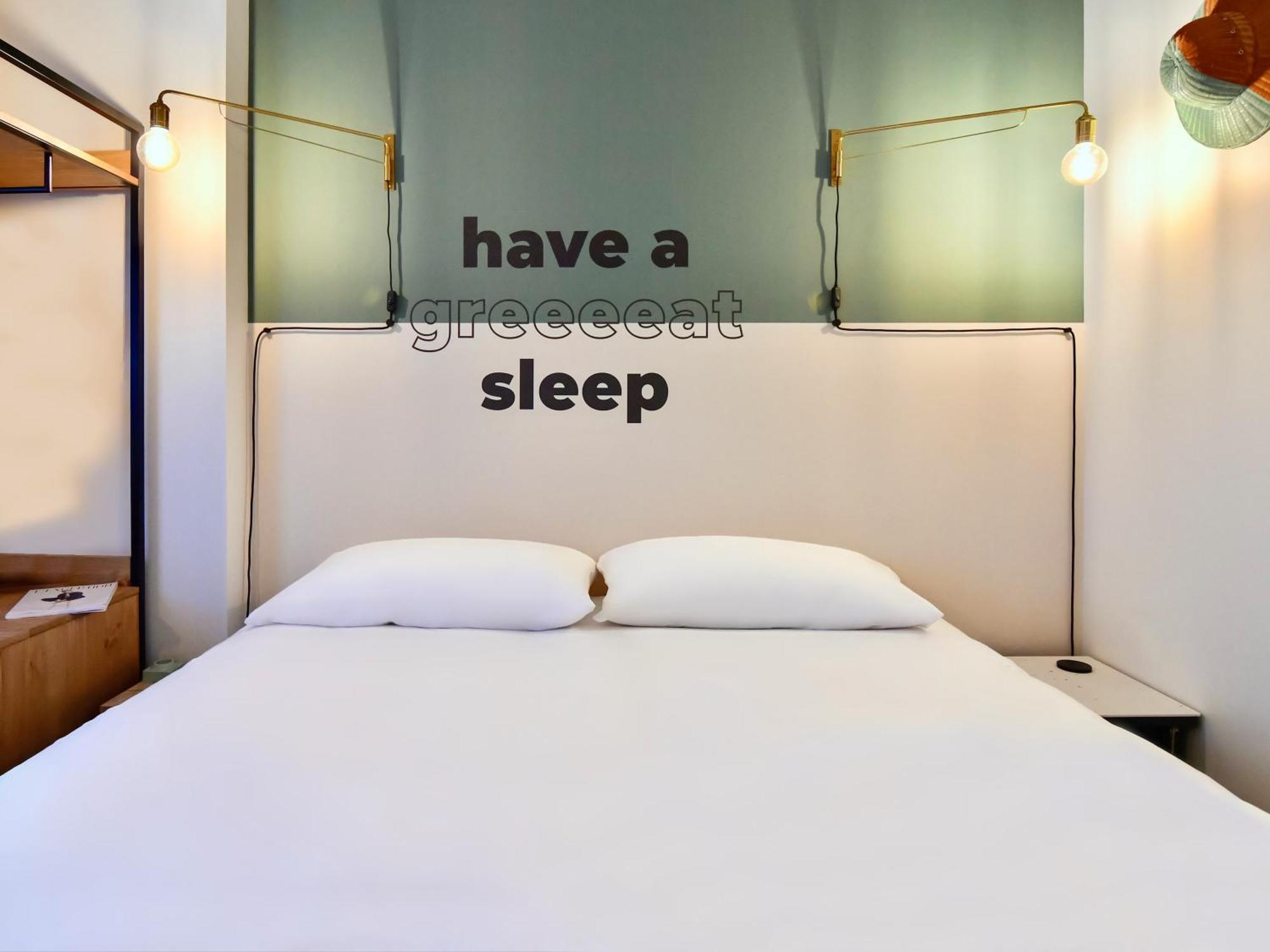 Greet Hotel Brest Aeroport Guipavas Εξωτερικό φωτογραφία